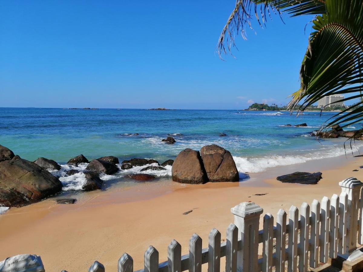 أونا واتونا Happy Beach Villa Resort المظهر الخارجي الصورة