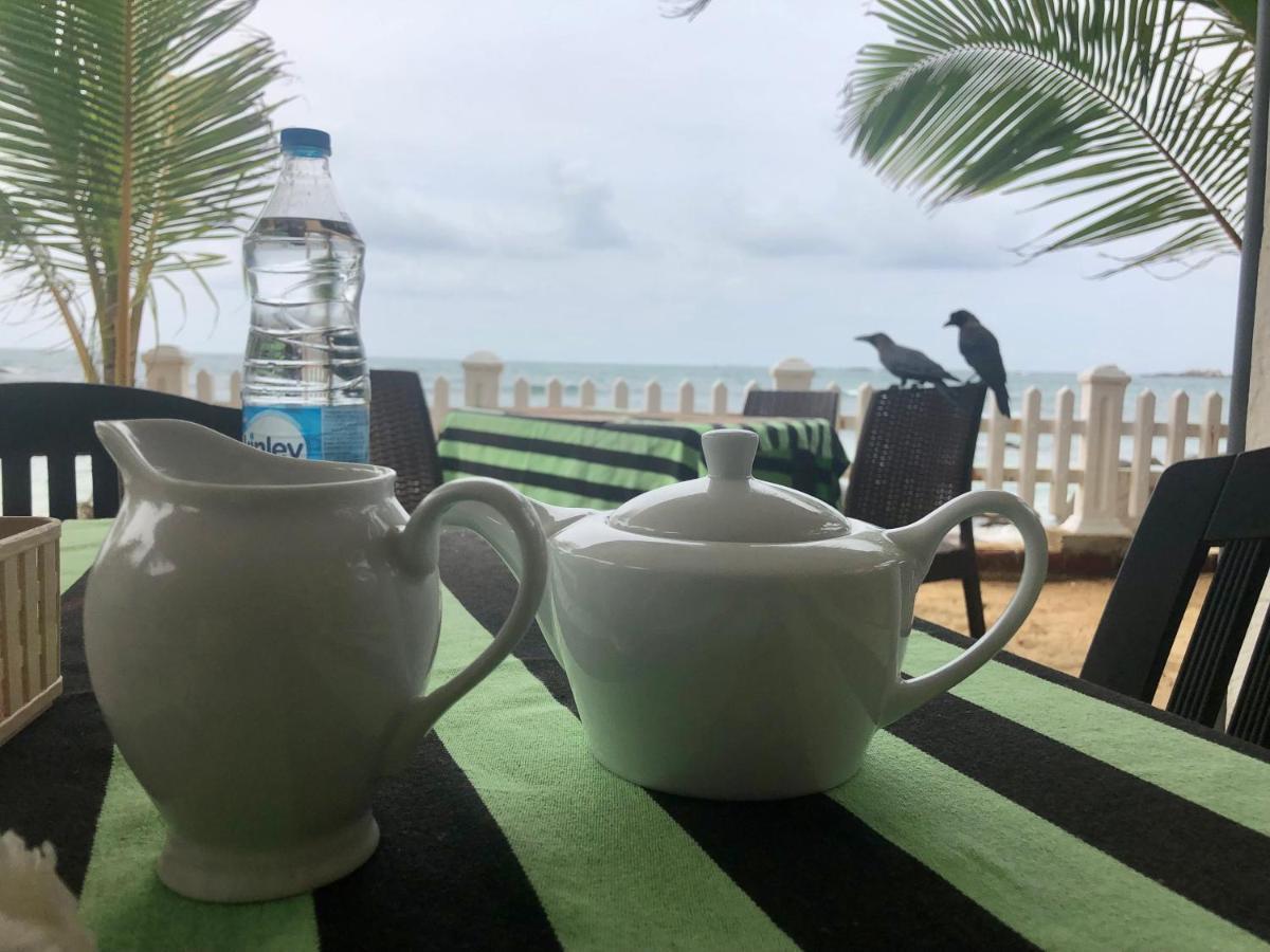أونا واتونا Happy Beach Villa Resort المظهر الخارجي الصورة