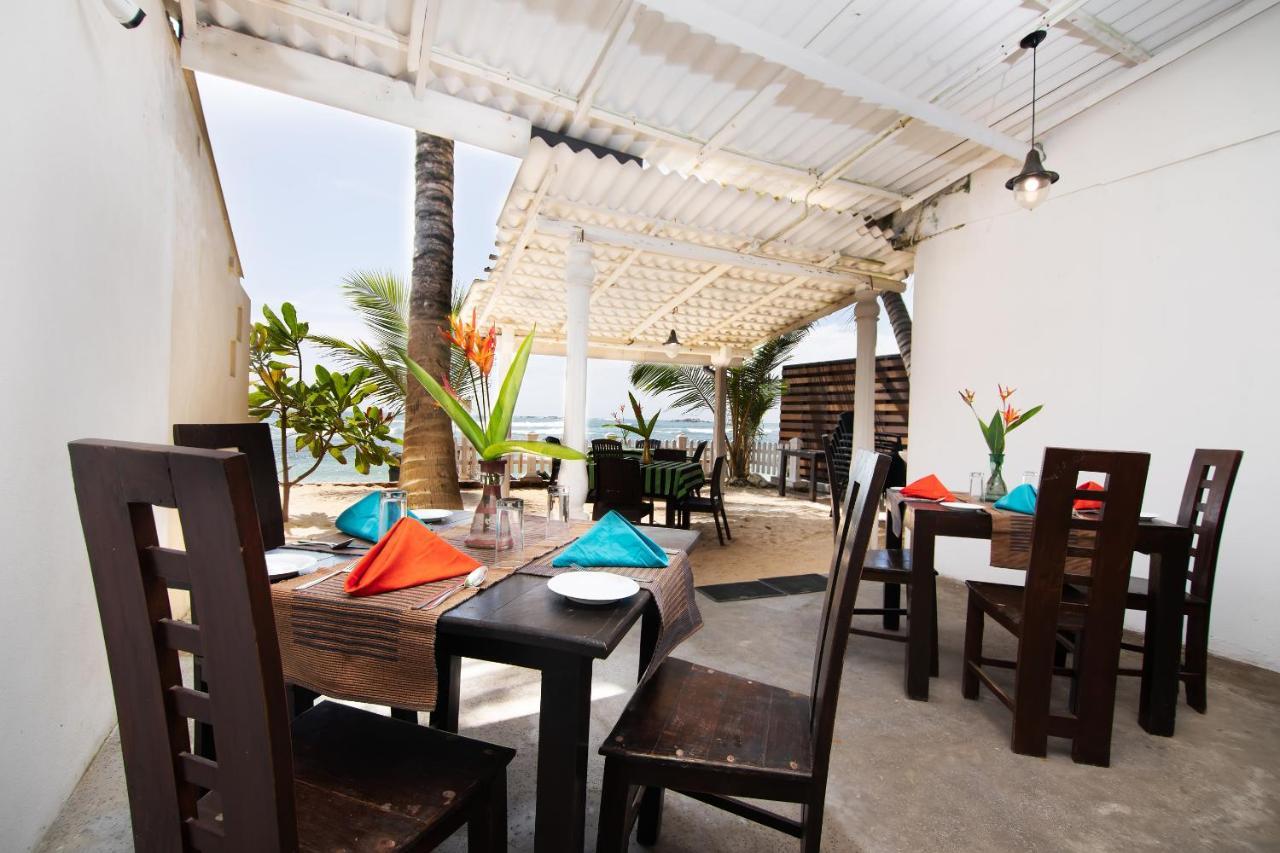 أونا واتونا Happy Beach Villa Resort المظهر الخارجي الصورة