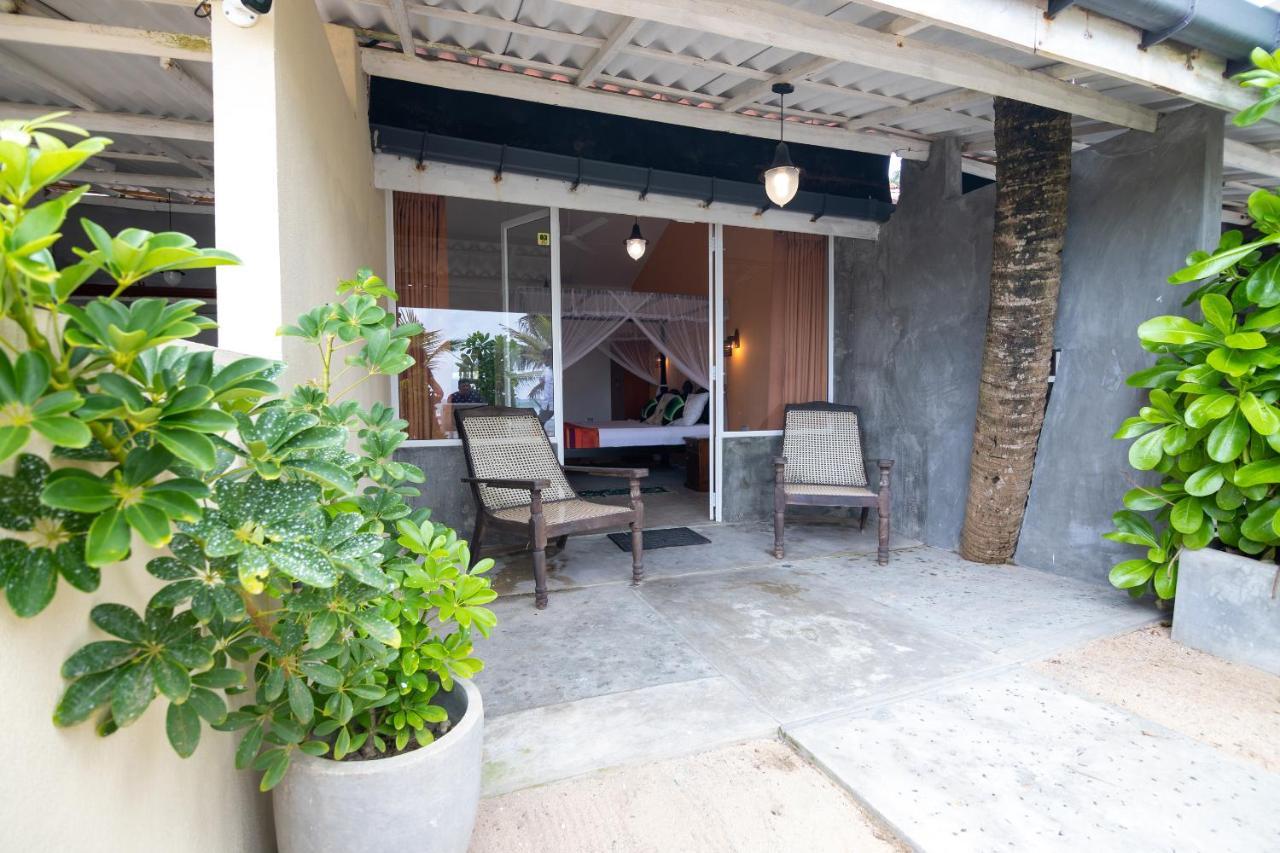 أونا واتونا Happy Beach Villa Resort المظهر الخارجي الصورة