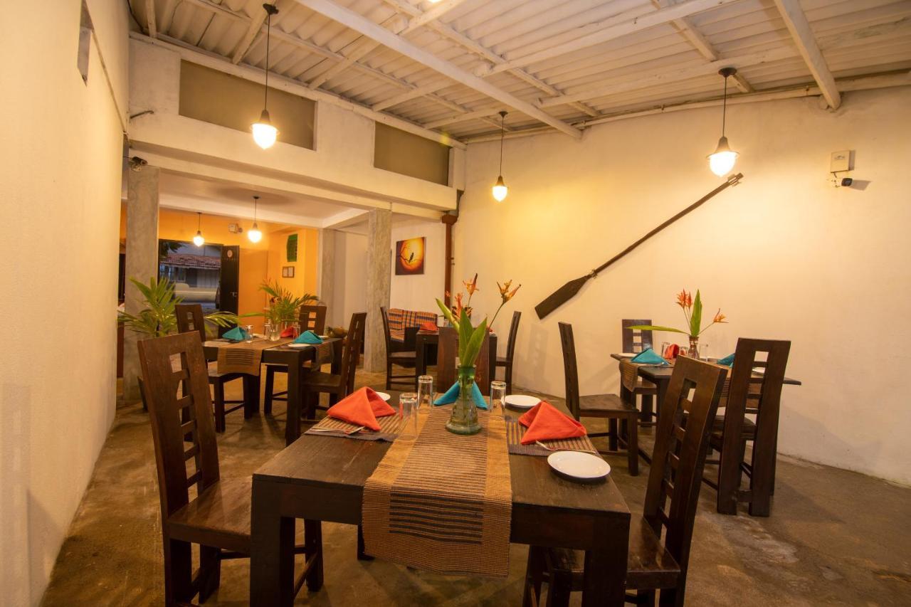 أونا واتونا Happy Beach Villa Resort المظهر الخارجي الصورة